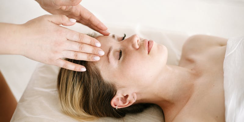 Unlocking the Benefits of Head Massage: Is It Good for Your Brain?
